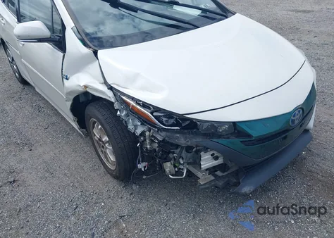 2017 Toyota Prius Prime Premium из США, поврежденный, VIN JTDKARFP9H3000622